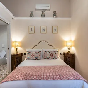 residenza-del-borgo.it-tuscanyhotel.com/