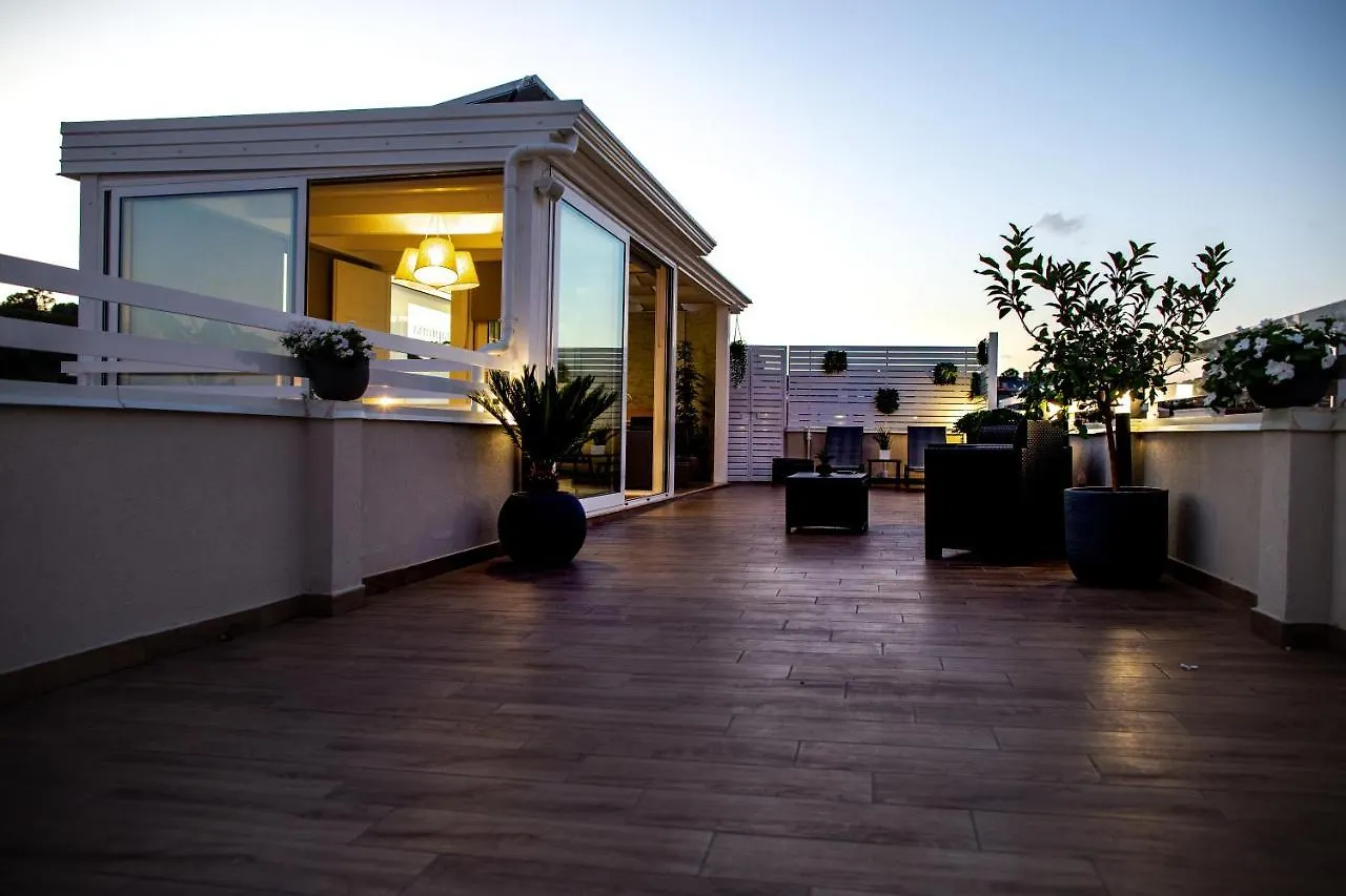 Operaprimasuite Messina Bed & Breakfast